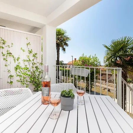 Pribetic Apartments Porec Exterior photo